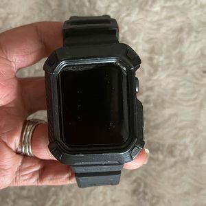 Apple Watch series 3, 42 mm aluminum case